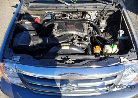 2005 Suzuki Xl7 Ex z USA, uszkodzony, nr VIN JS3TY92V454101112